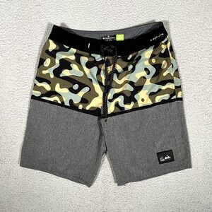 Quiksilver Shorts Mens 30‎ Camo Highline Boardshorts Swim Surf Beach Drawstring